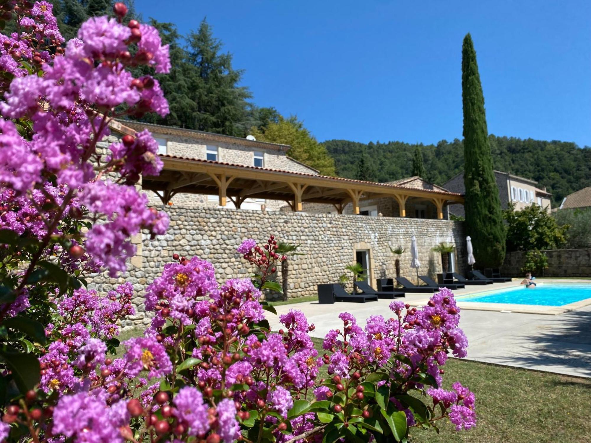 Domaine Les Buis Panzió Saint-Fortunat-sur-Eyrieux Kültér fotó